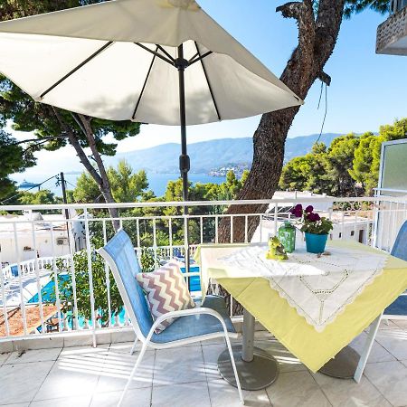 Lions Apartments Poros Town Eksteriør billede