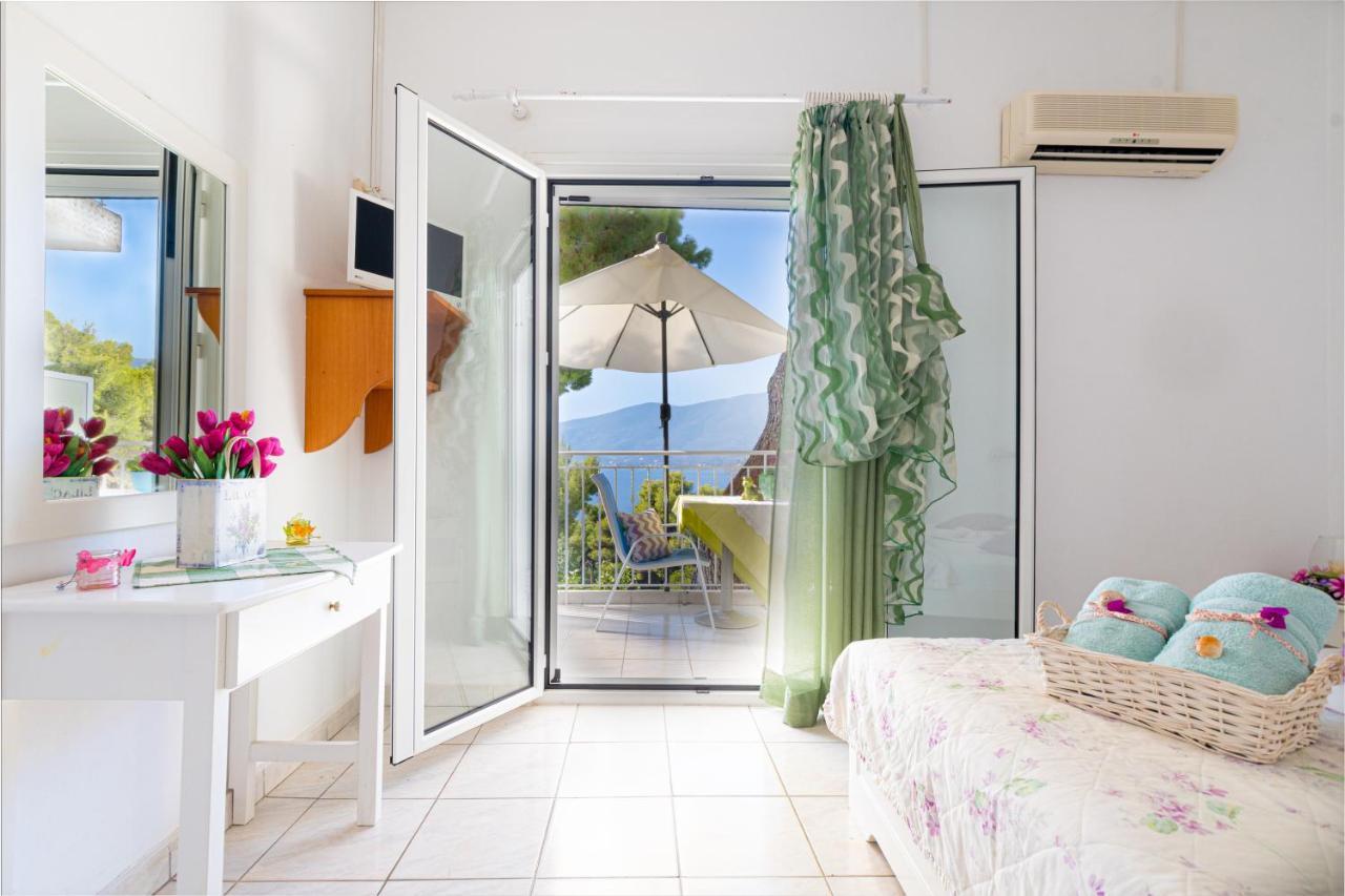 Lions Apartments Poros Town Eksteriør billede