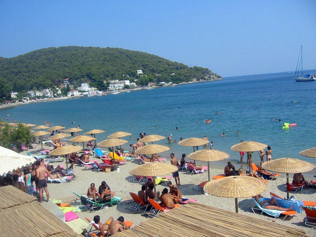 Lions Apartments Poros Town Eksteriør billede